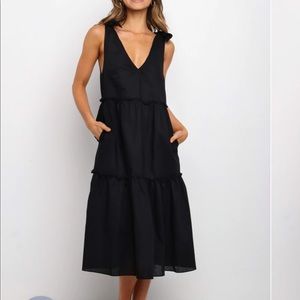 NWT Petal and Pup Erenda Dress, Black, Sz 6